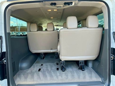 Used 2017 Nissan NV 3500 SL RWD image 7