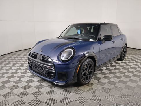 New 2026 MINI Cooper S image 1
