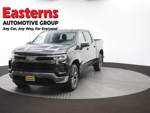 Used 2023 Chevrolet Silverado 1500 LT AWD/4WD image 56