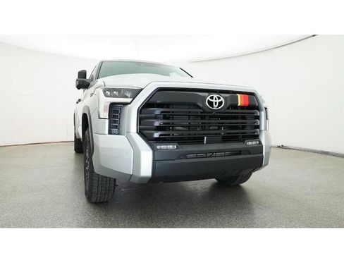 New 2026 Toyota Tundra SR5 AWD/4WD image 30