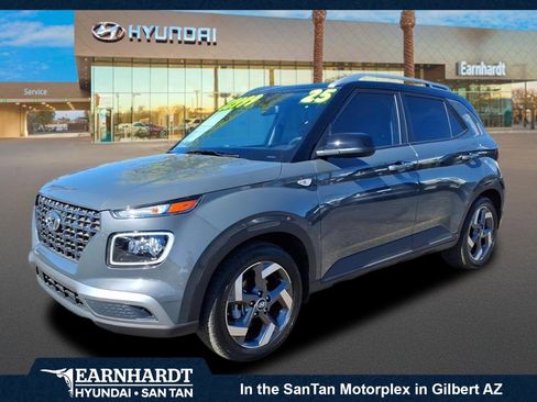 Certified 2025 Hyundai Venue Limited image 1