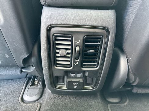 Used 2020 Jeep Grand Cherokee Limited X image 22