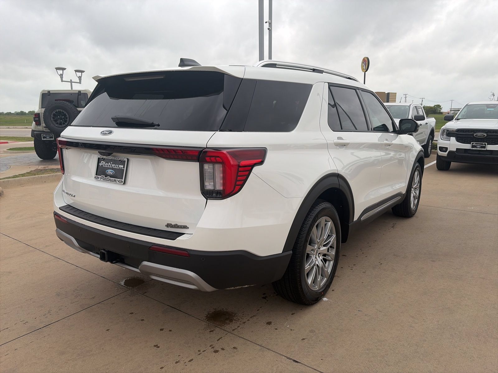 Certified 2026 Ford Explorer Platinum RWD image 5