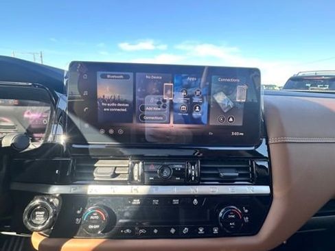 New 2026 Nissan Pathfinder Platinum w/ Cargo Package image 12