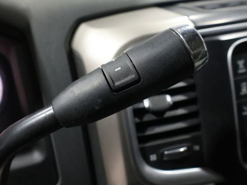 Used 2014 RAM 2500 SLT image 33