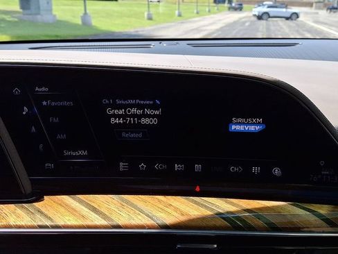 Used 2021 Cadillac Escalade Sport Platinum AWD/4WD image 20