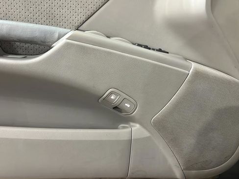 Used 2007 Hyundai Azera GLS image 21