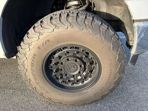 Used 2024 Ford F150 XLT w/ Equipment Group 302A MID image 2