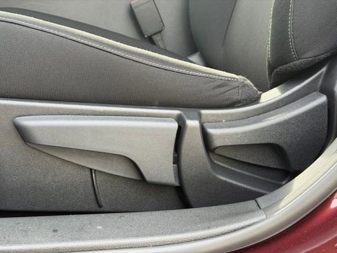 Used 2025 Nissan Sentra SV image 7