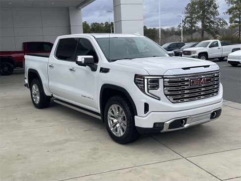 Used 2022 GMC Sierra 1500 Denali image 4