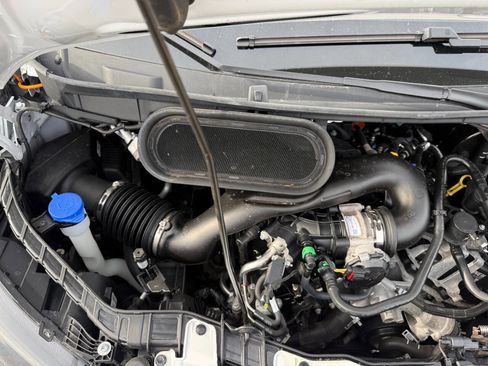 Used 2023 Ford Transit 350 XLT image 11