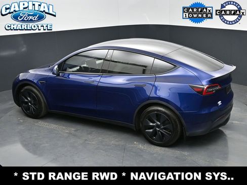 Used 2024 Tesla Model Y 2WD image 25