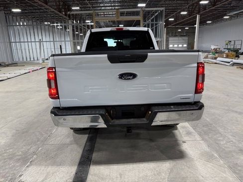 Used 2023 Ford F150 XLT w/ Trailer Tow Package image 5