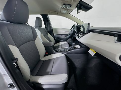 Used 2026 Toyota Corolla LE image 29