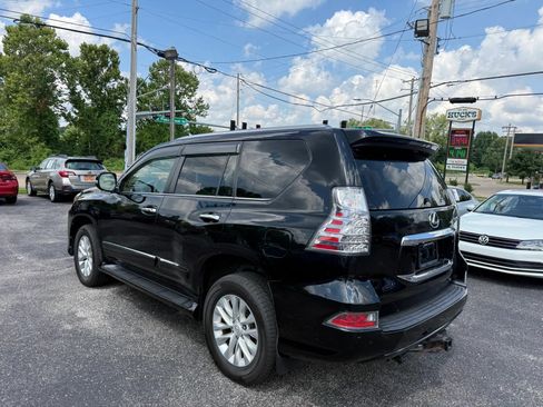 Used 2014 Lexus GX 460 w/ Premium Package AWD/4WD image 3