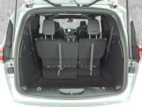 New 2026 Chrysler Pacifica Limited w/ S Appearance Package image 26