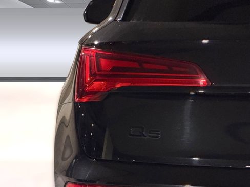 Used 2023 Audi Q5 2.0T Prestige w/ Prestige Package AWD/4WD image 13