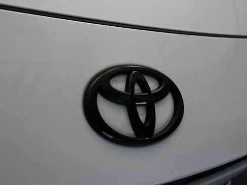 Used 2026 Toyota Camry SE FWD image 49