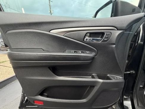 Used 2021 Honda Pilot Special Edition image 24