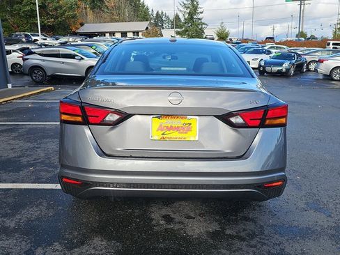 Certified 2024 Nissan Altima 2.5 SV image 4