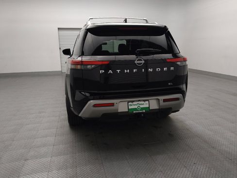 Used 2022 Nissan Pathfinder SL w/ SL Premium Package FWD image 6