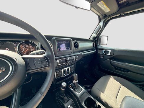 Used 2023 Jeep Wrangler Sport AWD/4WD image 24
