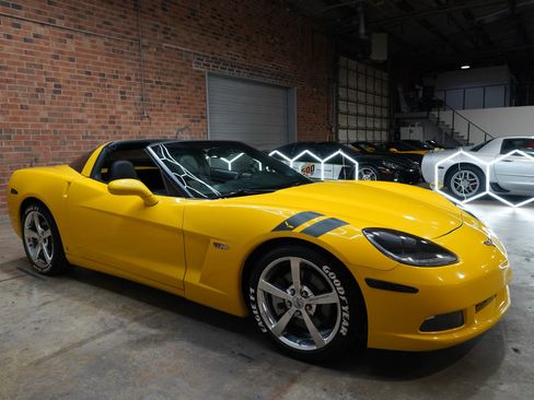 Used 2009 Chevrolet Corvette Coupe w/ Preferred Equipment Group image 36