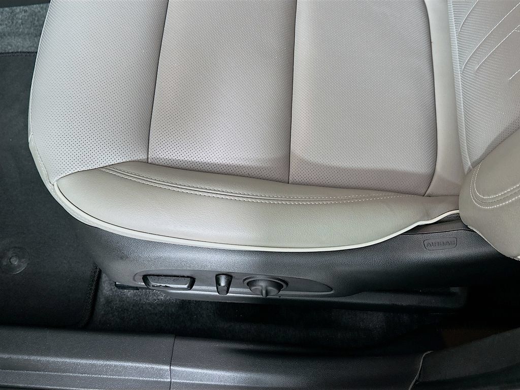 Used 2025 Buick Envista Avenir FWD image 9