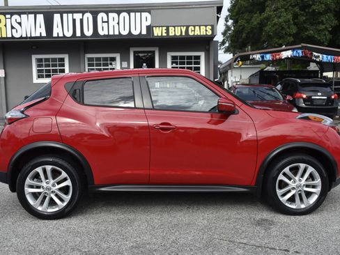 Used 2016 Nissan Juke SL FWD image 2