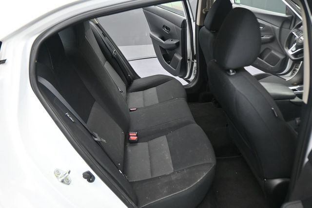 Used 2024 Nissan Sentra SV FWD image 16
