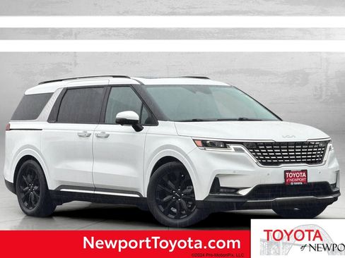 Used 2024 Kia Carnival SX Prestige image 1