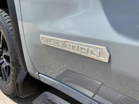 Used 2024 GMC Sierra 1500 Elevation w/ Elevation Premium Package AWD/4WD image 11