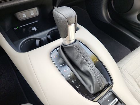 Certified 2026 Honda HR-V LX image 14