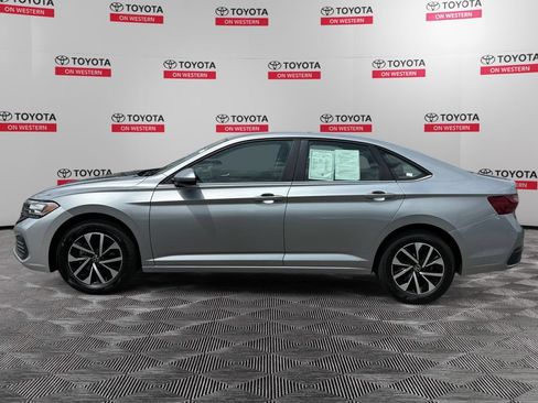 Used 2024 Volkswagen Jetta S FWD image 8