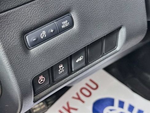 Used 2019 Nissan Murano SV AWD/4WD image 10