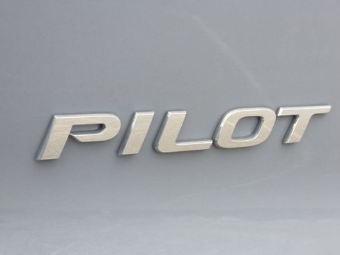 Used 2022 Honda Pilot Special Edition image 3