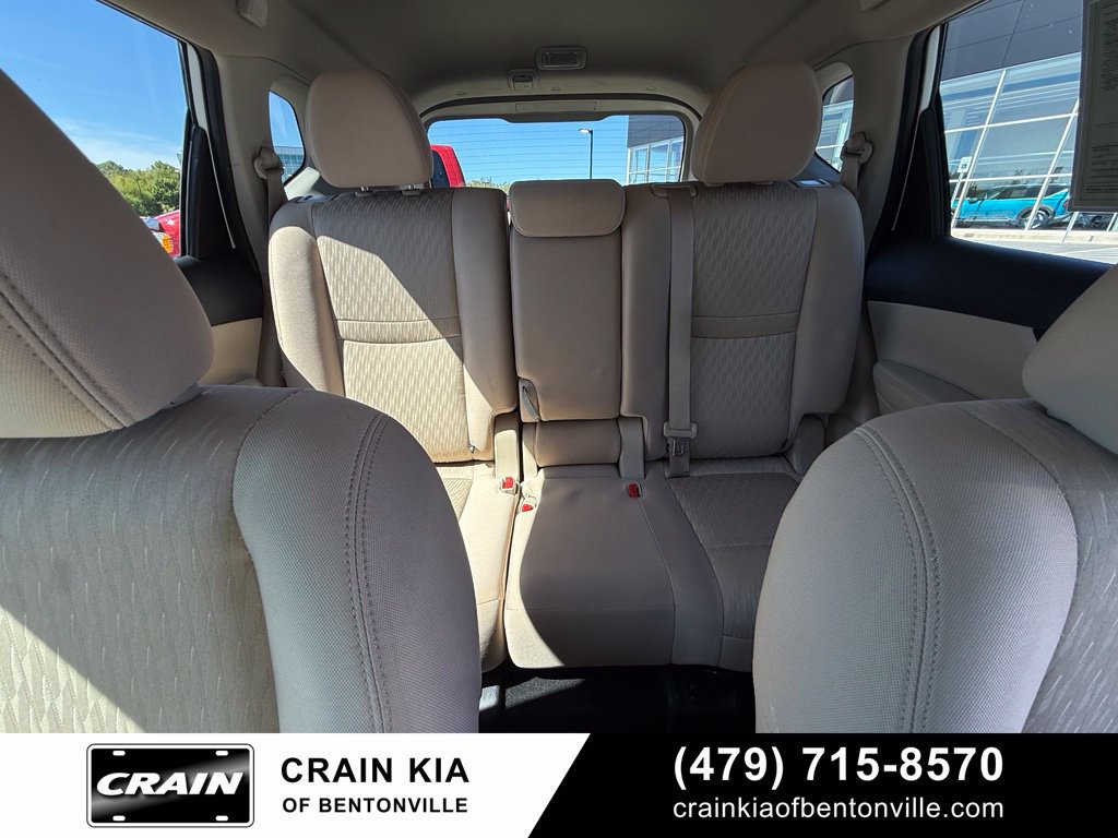 Used 2017 Nissan Rogue SV w/ SV Premium Package FWD image 29