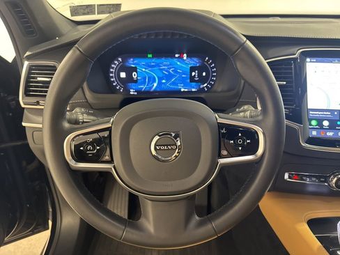 Used 2023 Volvo XC90 B6 Ultimate AWD/4WD image 11