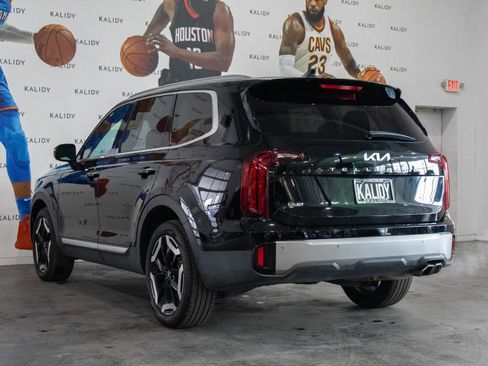 Used 2025 Kia Telluride S AWD/4WD image 23