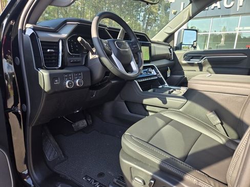 New 2026 GMC Sierra 3500 Denali w/ Denali Reserve Package AWD/4WD image 18