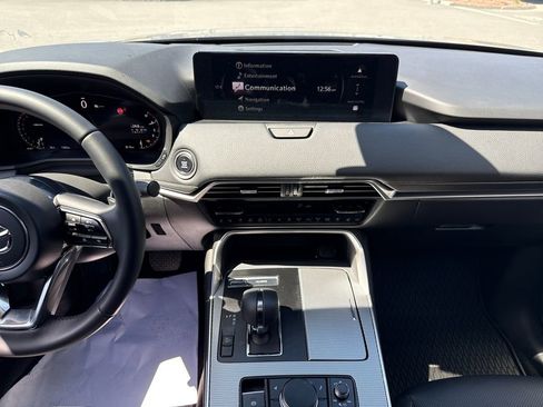 Certified 2026 MAZDA CX-70 3.3 Turbo w/ Premium Package AWD/4WD image 17