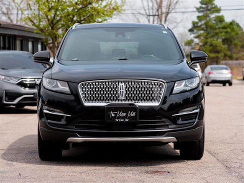 Used 2019 Lincoln MKC Reserve w/ MKC Climate Package AWD/4WD image 2