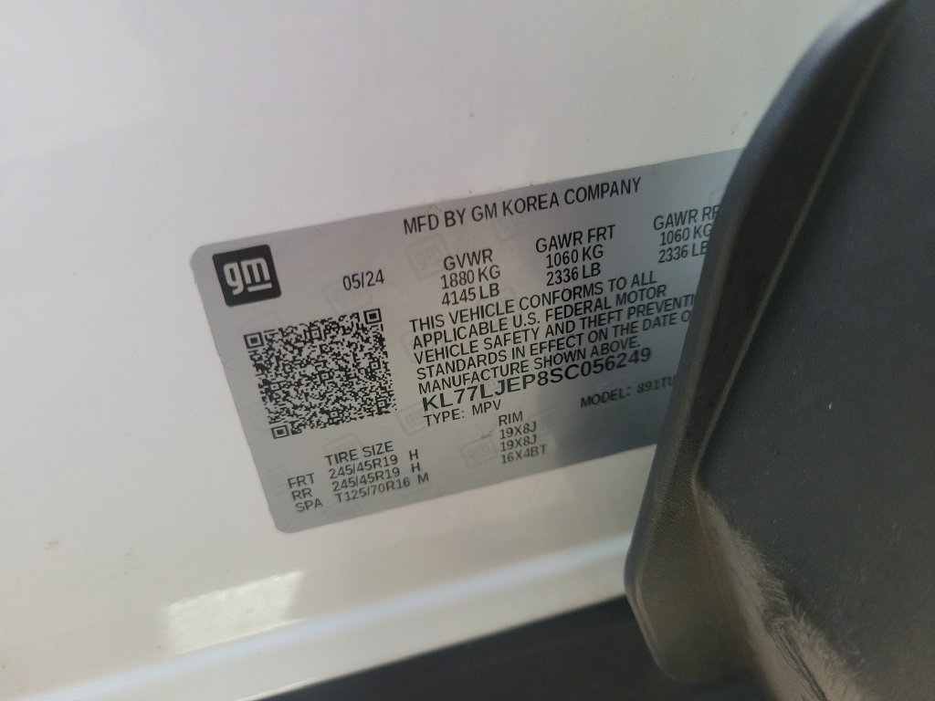 Used 2025 Chevrolet Trax RS w/ Sunroof Package FWD image 36