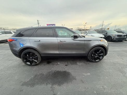 Used 2019 Land Rover Range Rover Velar S image 2