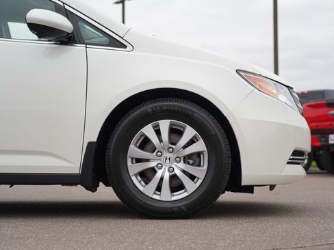 Used 2016 Honda Odyssey EX image 11
