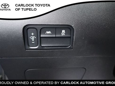 Used 2022 Kia Sorento LX FWD image 19