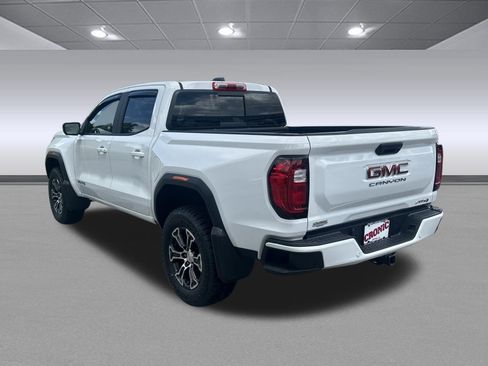 Used 2023 GMC Canyon AT4 w/ AT4 Premium Package AWD/4WD image 5
