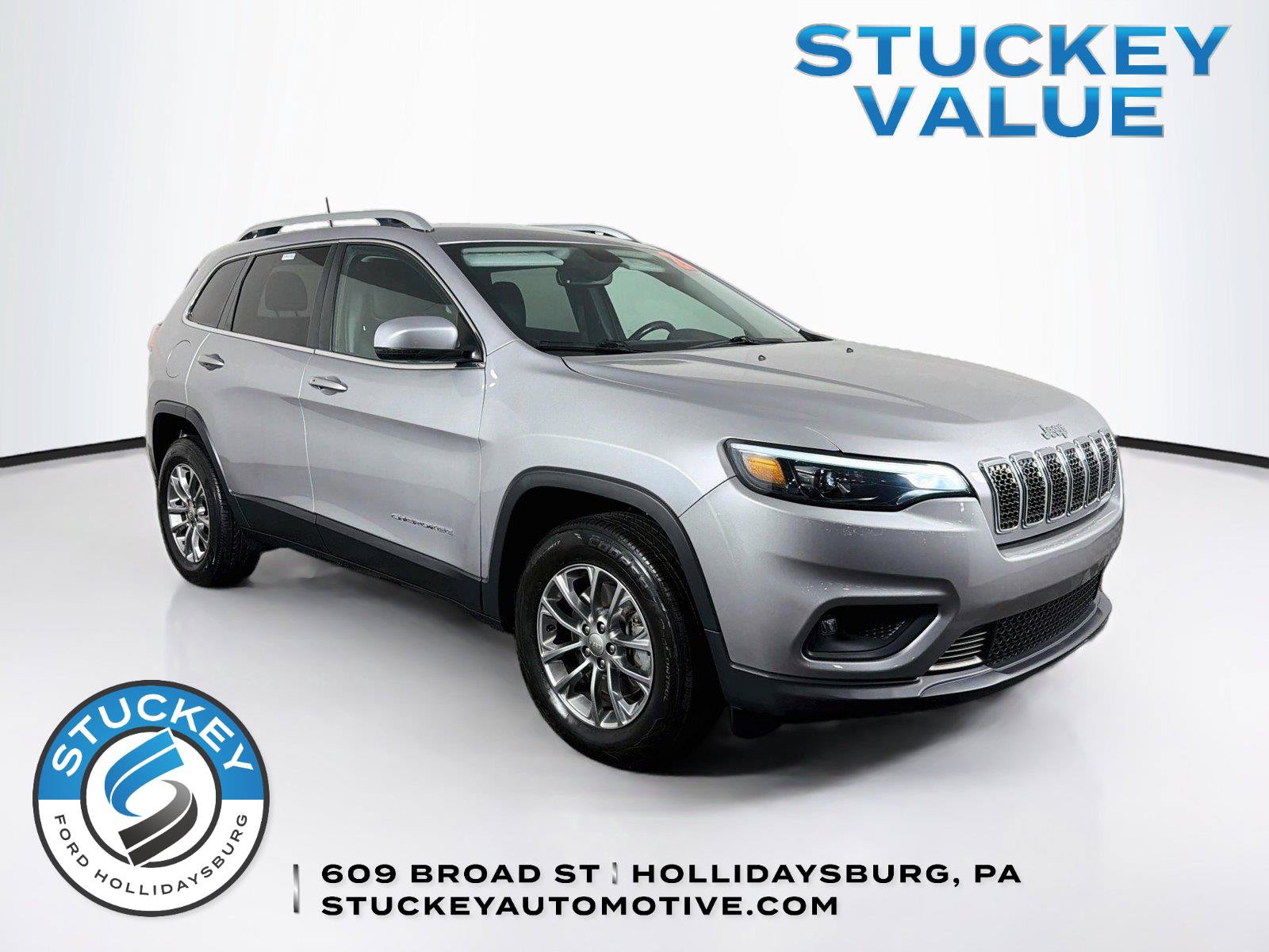 Used 2020 Jeep Cherokee Latitude Plus w/ Comfort/Convenience Group AWD/4WD image 1