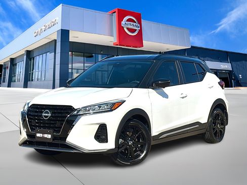 Used 2024 Nissan Kicks SR w/ SR Premium Package image 1