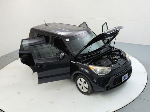 Used 2015 Kia Soul image 16